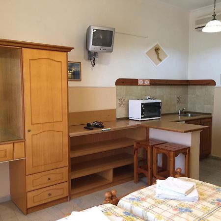 Eleni Apartments 아릴라스 외부 사진