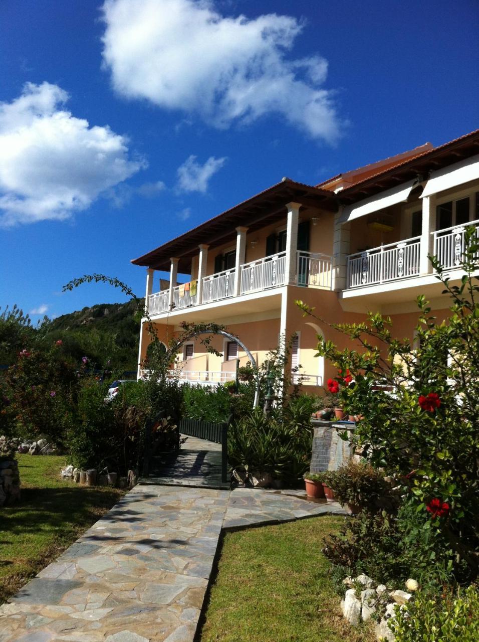 Eleni Apartments 아릴라스 외부 사진