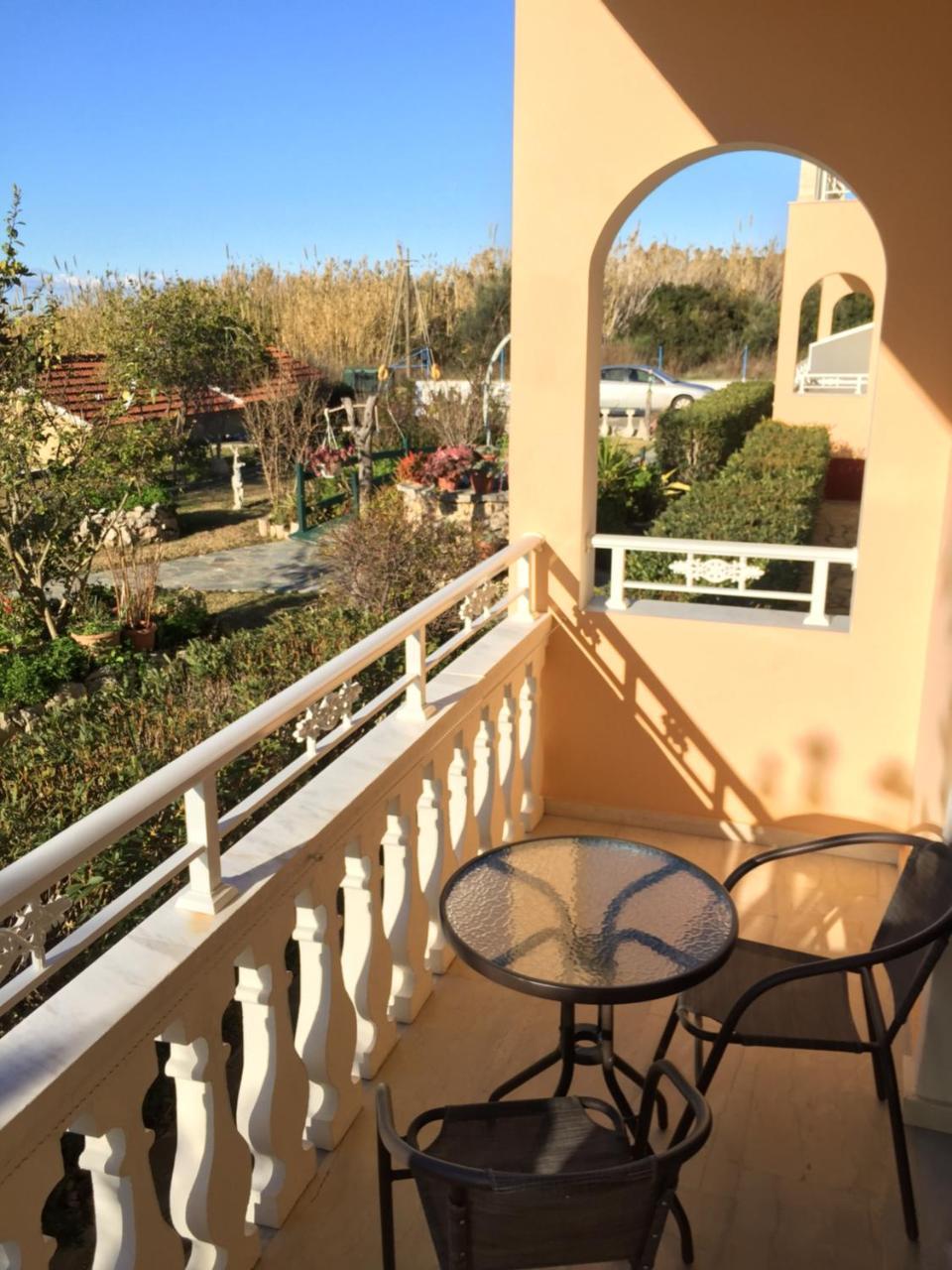 Eleni Apartments 아릴라스 외부 사진